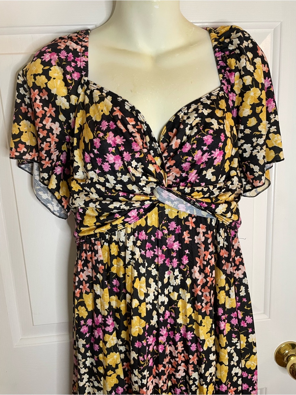 ASOS Design Floral Maternity Maxi Dress in Black w Pink & Yellow Flowers Sz 10 - Picture 4 of 7